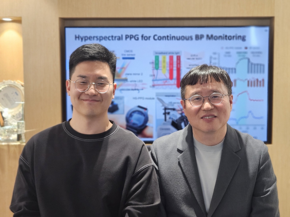 KAIST 연구팀, 정확도 높은 웨어러블 혈압 센서 개발ⓒKAIST 제공 