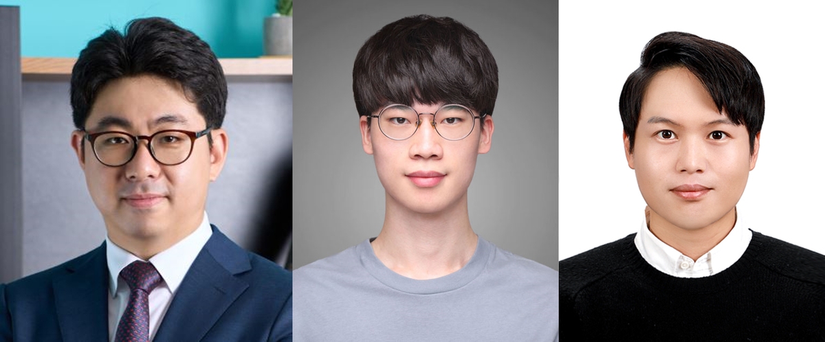 연구진 모습 왼쪽부터 UNIST 이종원 교수, 김재성 연구원(제1저자), 유재연 연구원(제1저자). ⓒ울산과학기술원 제공