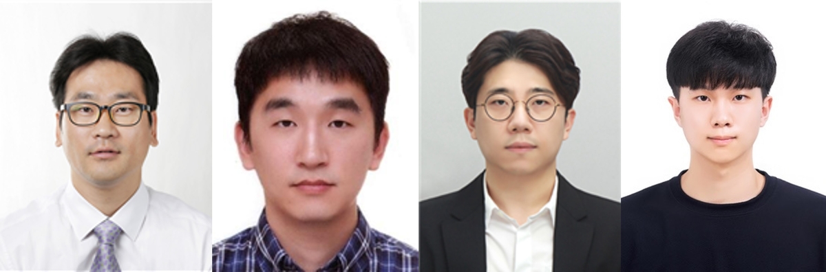 연구진 모습 왼쪽부터 UNIST 안광진 교수, KIST 손현태 박사, POSTECH 한지훈 교수, UNIST 이현건 연구원(제1저자). ⓒ울산과학기술원 제공