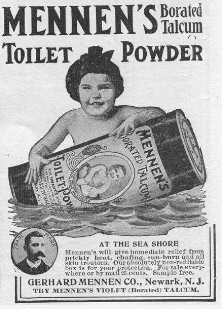 안전성을 고려한다면 옥수수 전분으로 만든 파우더를 선택하는 것이 합리적으로 해석된다. © Getty Images