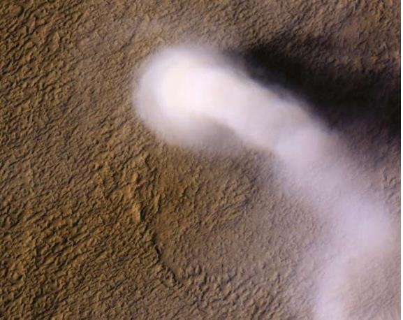 화성 표면의 먼지 회오리 ⓒ Nature, Baptiste Chide et al. 제공