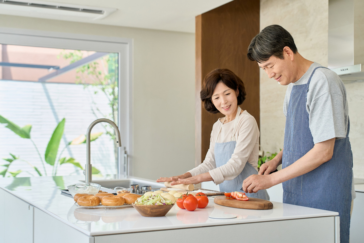 이웃의 유전자가 나의 장내 미생물을 바꾼다