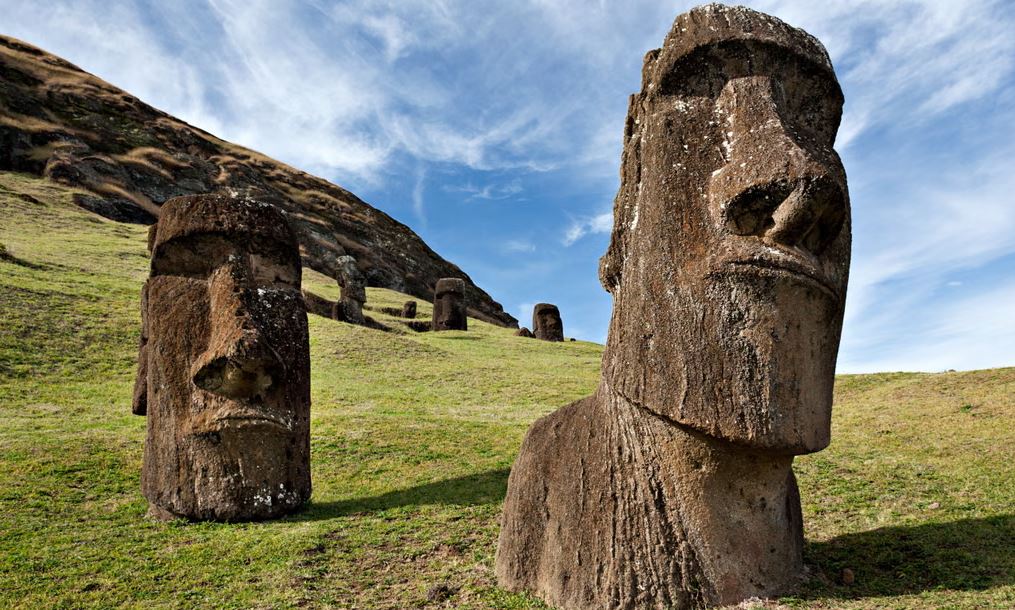 거대한 ‘모아이 석상’, 누가 만들었나
