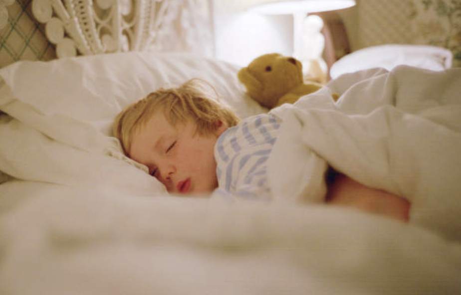 해당 AI모델은 수면 문제가 없는 사람들과 세계의 덜 부유한 지역 사람들이 모델링에서 제외되거나 과소평가 될 수 있다는 단점이 존재한다. © Getty Images