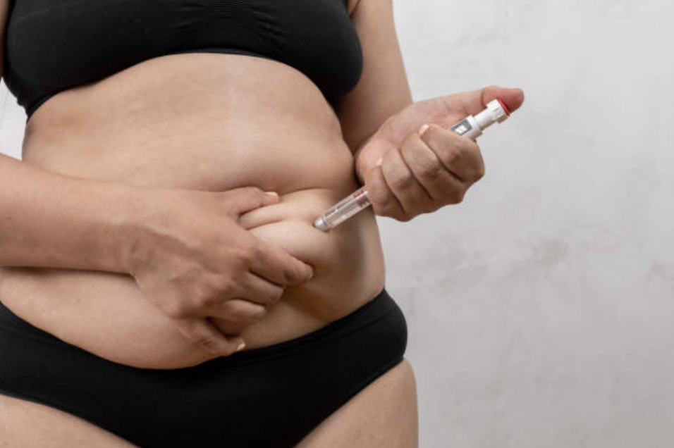 중요한 점은 이러한 위험들을 철저히 감시하면서도, 약물이 제공하는 확실한 이익을 포기하지 않는 균형 잡힌 접근일 수 있다. © Getty Images