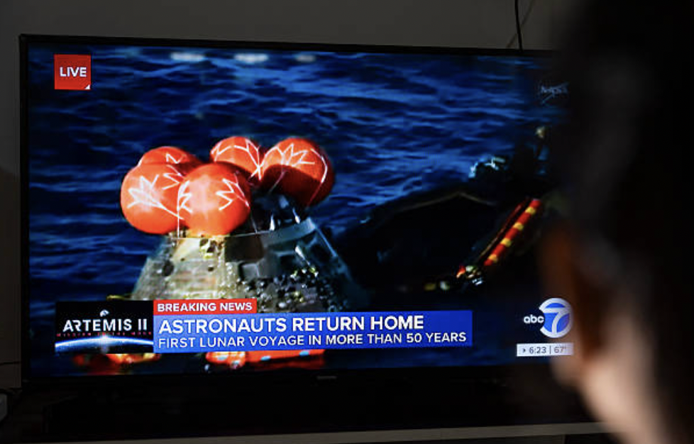 각 단계 사이의 타이밍이 조금이라도 어긋나면 낙하산이 엉키거나 파손될 수 있다. ©Getty Images