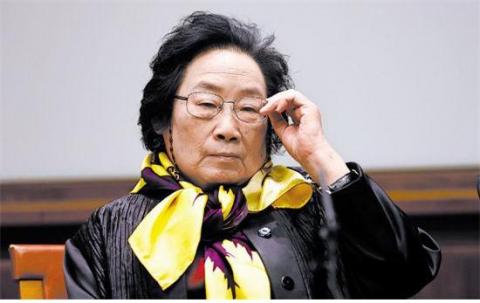 중국 여성 과학자 투유유(屠呦呦)교수. 중국 온라인언론 ‘asean168新聞’은 수상자 공개에 앞서 지난 5일 투 교수가 2015중국최고과학기술상 주인공으로 유력하다는 보도를 낸 바 있다. ⓒ http://news.asean168.com