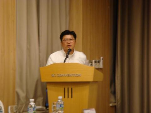 차두원 한국과학기술평가원 연구위원이 '미래기술은 인간 일자리의 스틸러인가'를 주제로 발표했다.