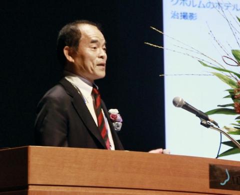 나카무라 교수는 “일본 교육 시스템이 일본과 그를 둘러싼 상황이 계속 크게 변하고 있는데 구태의연하게 고도성장기의 가치 기준에 맞춘 상태 그대로”라며 “(기득권을 누리는) 관료가 손도 대지 않고 내버려둔 채로 왔기 때문”이라고 진단했다. ⓒ 연합뉴스