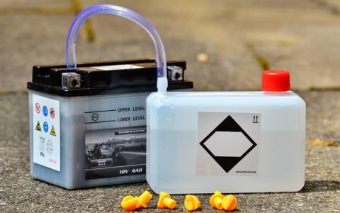 리튬이온 배터리를 대체하려는 연구가 선진국을 중심으로 치열하게 진행되고 있다 ⓒ free image