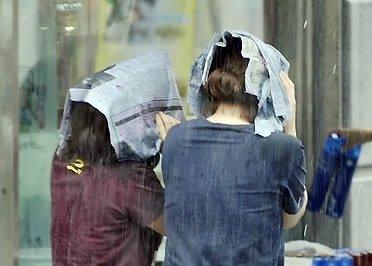 잦은 소나기의 비밀