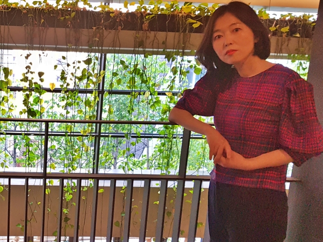 과학의 탈을 쓴 철학, AI시대 속 정체성을 묻다