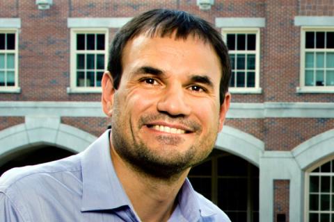 플로리다 주립대학의 안토니오 테라치아노 교수 ⓒ 플로리다 주립대학