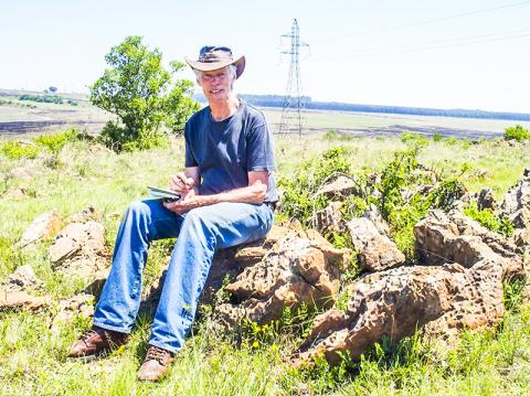 연구를 수행한 앨런 윌슨 교수. CREDIT: Wits University