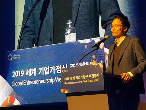 김재현 크레비스파트너스 대표는 임팩트 투자(impact investing)라는 개념을 소개하며 기업가정신이 만들어 가는 미래사회의 긍정적 모습을 조망했다. ⓒ 김청한/ScienceTimes